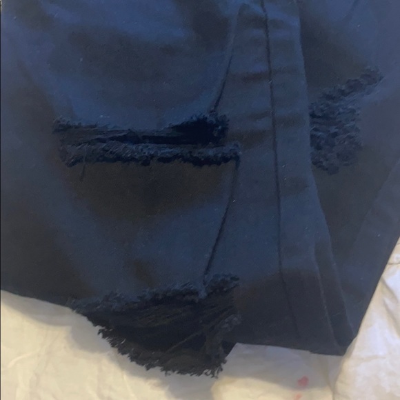 H&M High rise black ripped pants jeans size 6/8 - Picture 2 of 5